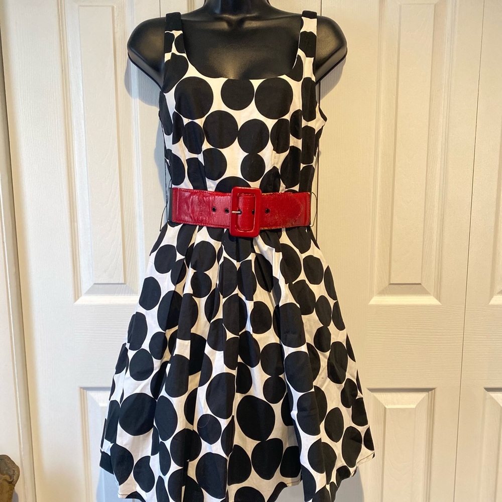 City Triangle, size 5, flared black and white polka dot dress